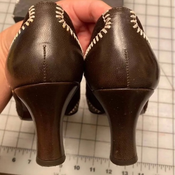 Via Spiga Brown Suede Pumps - Picture 4 of 9